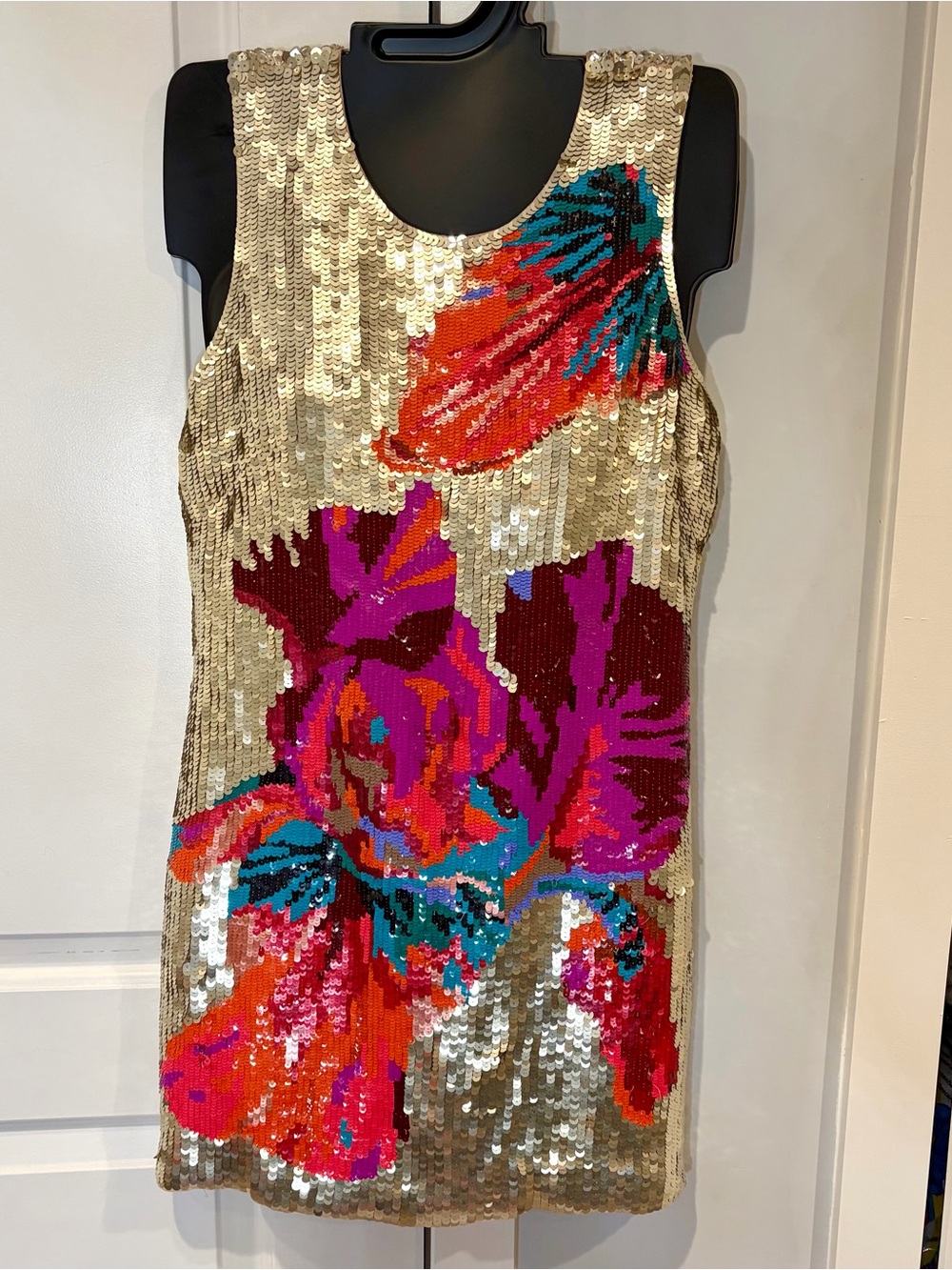 French connection Gold Sequin Floral Cocktail Dress - size 4